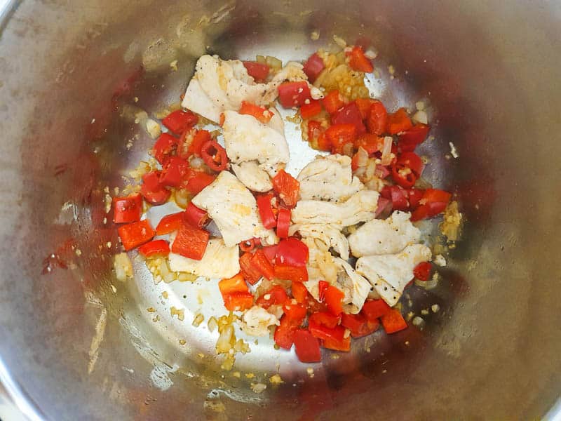 Cajun chicken pasta easy in an Instant Pot