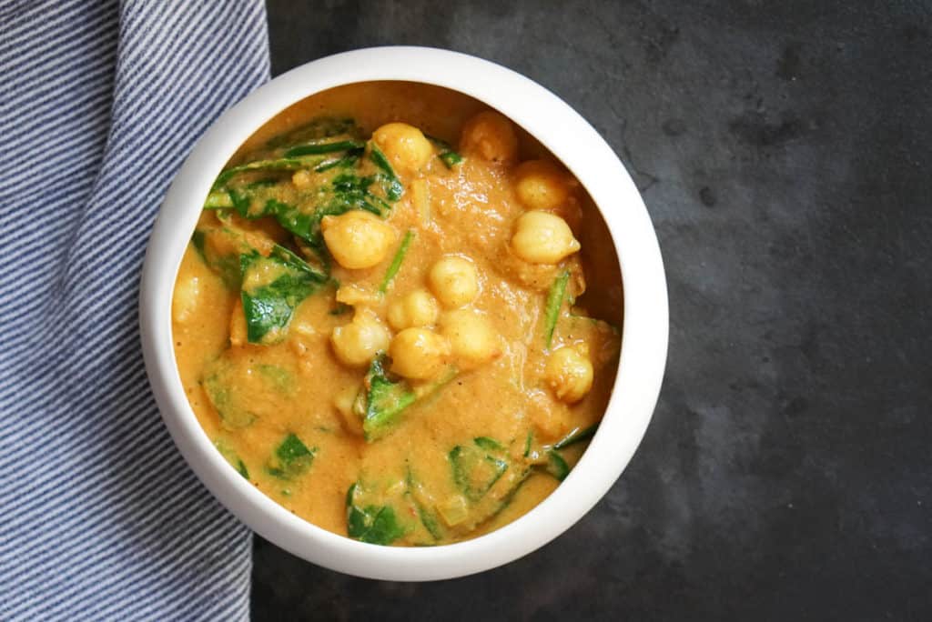 Spinach And Chickpeas Curry