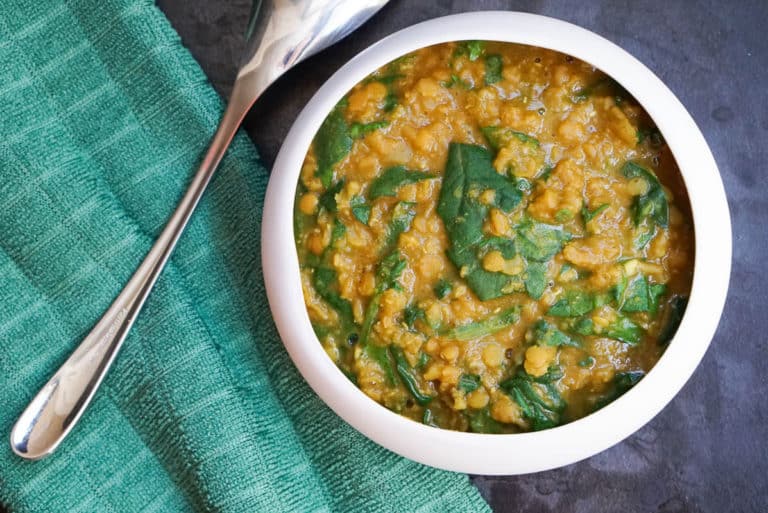 Vegan Spinach Dal Curry Recipe - The Bean Bites