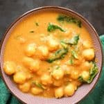 Vegan Chickpeas And Spinach Curry Recipe