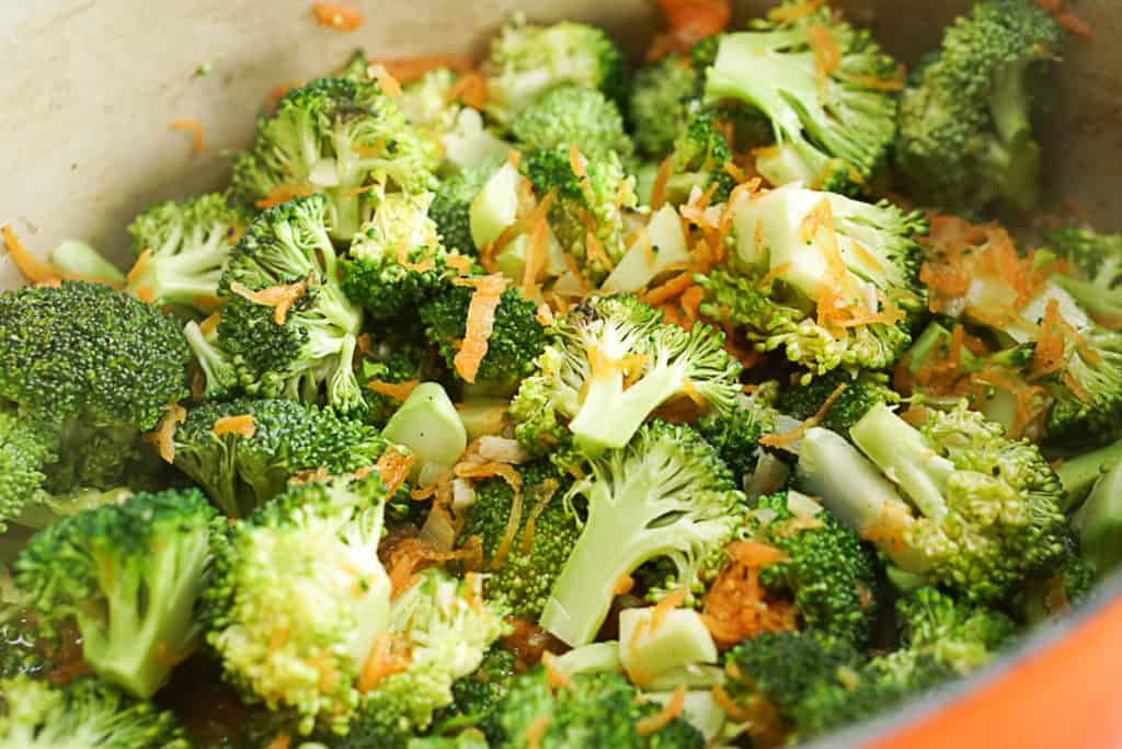 healthy cheese broccoli soup